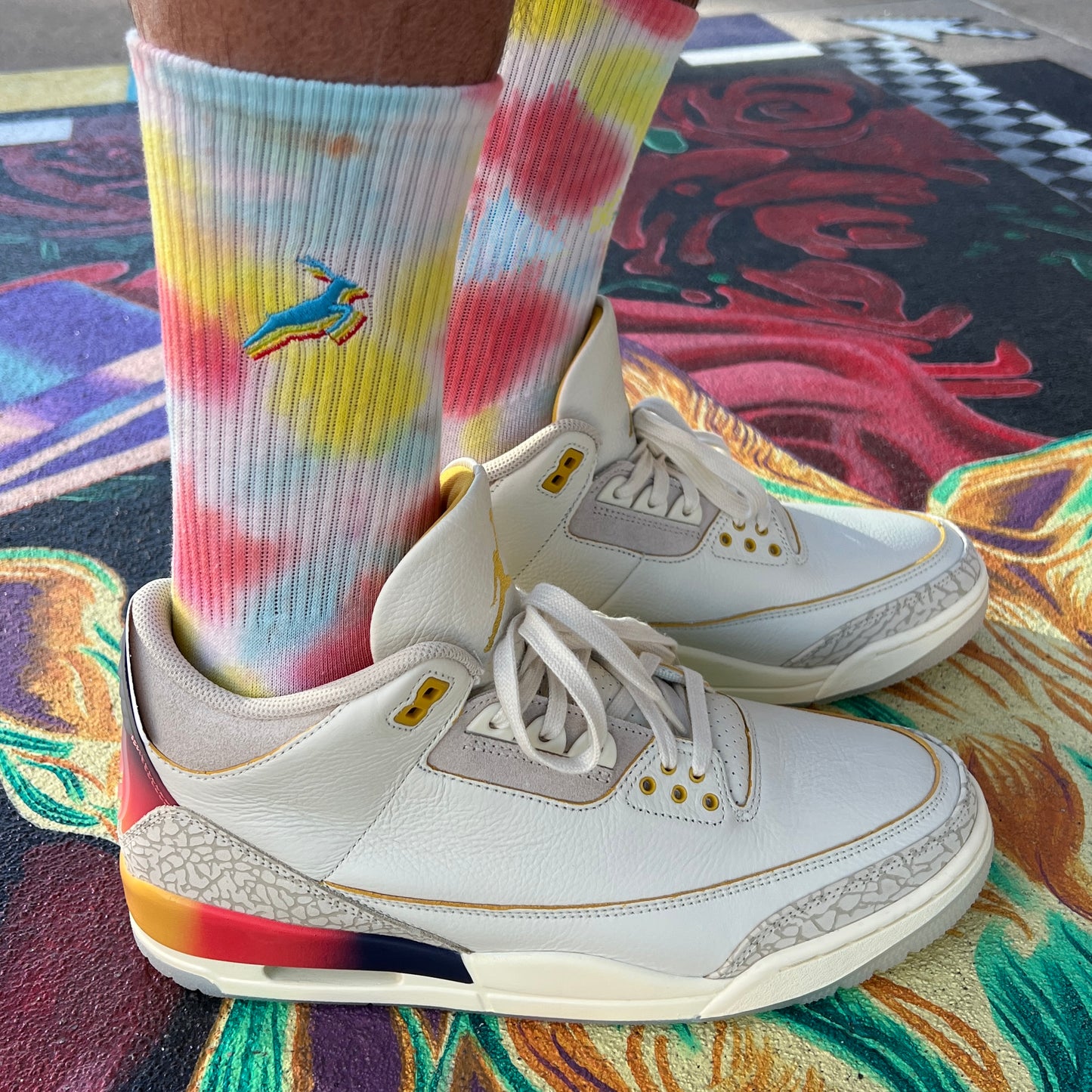 Antelope Embroidered Tie Dye Socks / Superman Ice Cream