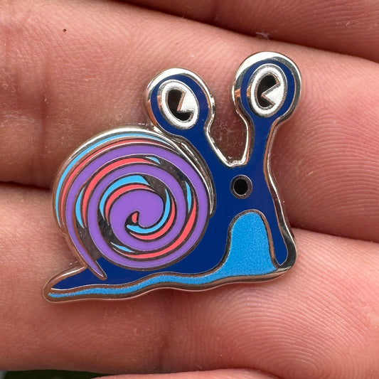 Snail Lapel Pin Blue