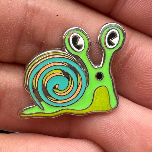 Snail Lapel Pin Green