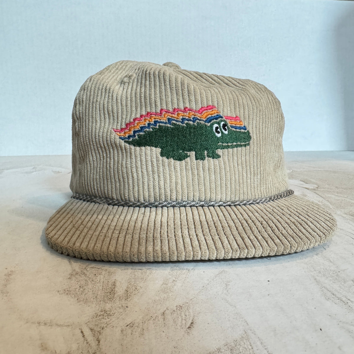 Display Hat Sale Corduroy Rope Gizzy Gator Cream