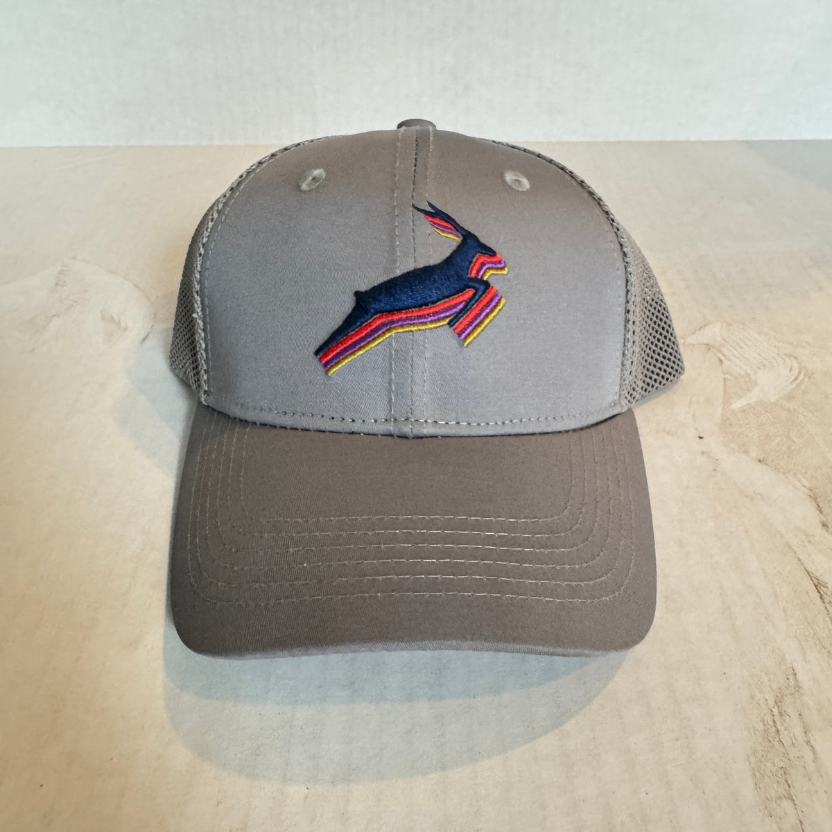 Display Hat Sale Trucker Antelope Grey