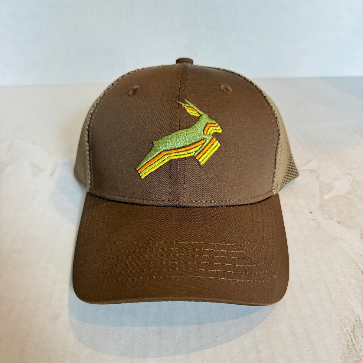 Display Hat Sale Trucker Antelope Brown