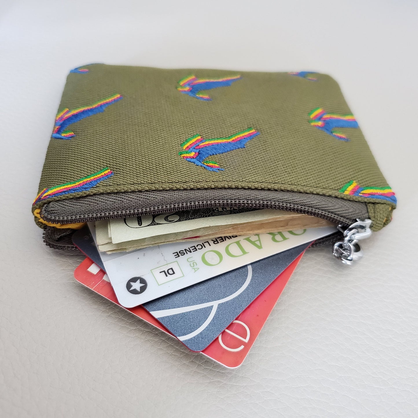 Antelope Embroidery Zipper Wallet / Olive Canvas